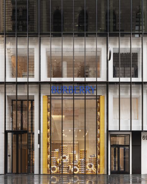 burberry 5th avenue|Burberry store online.